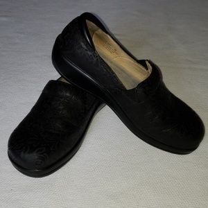 ALEGRIA COMFORT SHOES